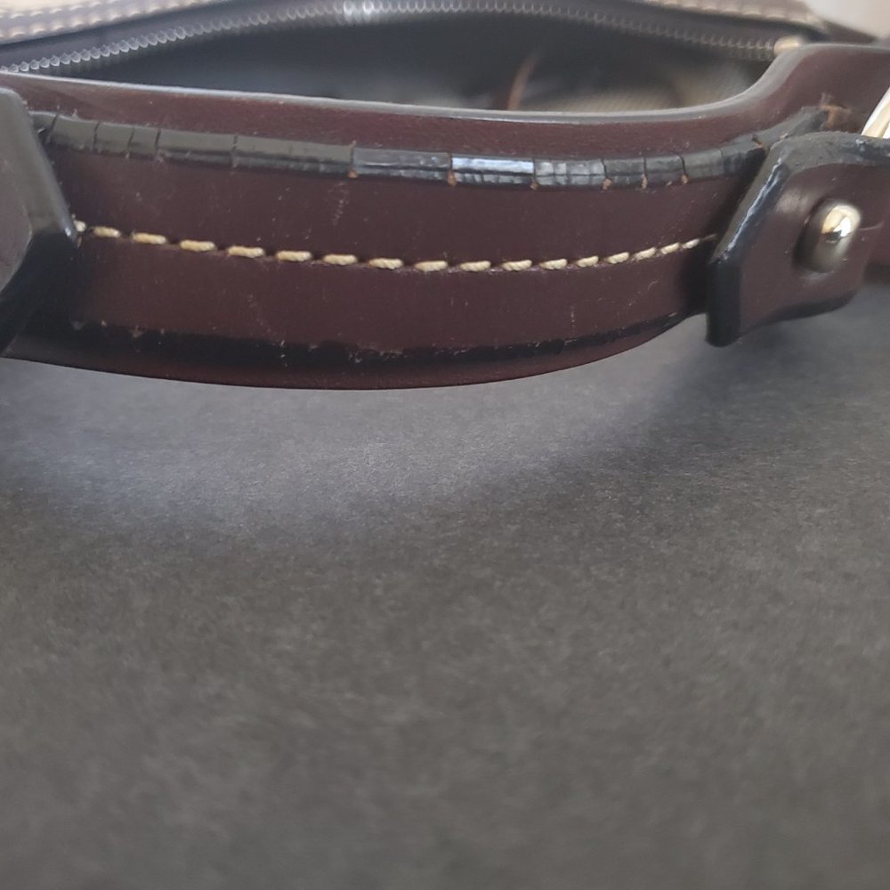 Dooney & Bourke Tan/Brown Signature Bag Like New! - Picture 10 of 10